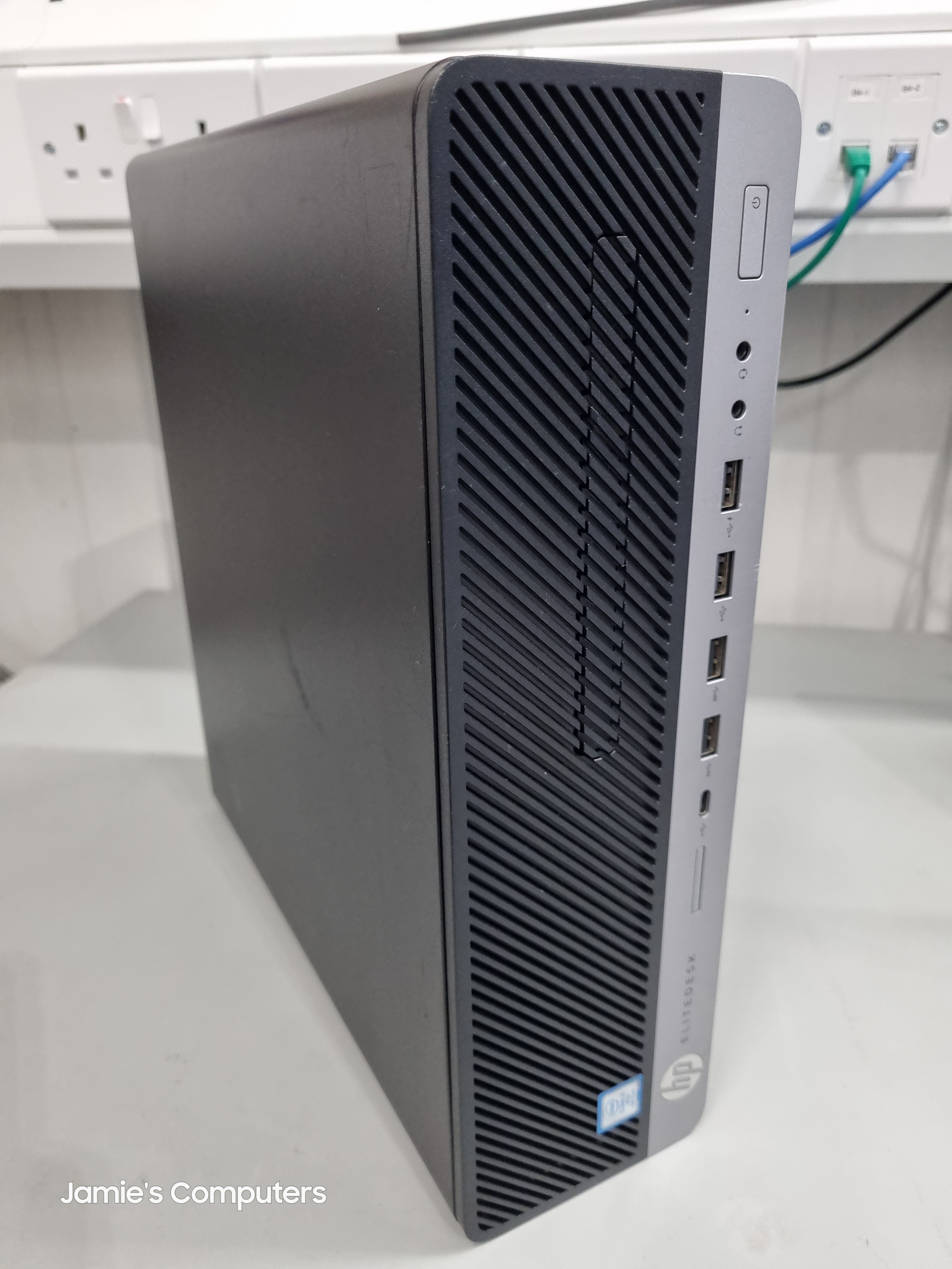 HP EliteDesk 800 G5 SFF Desktop
