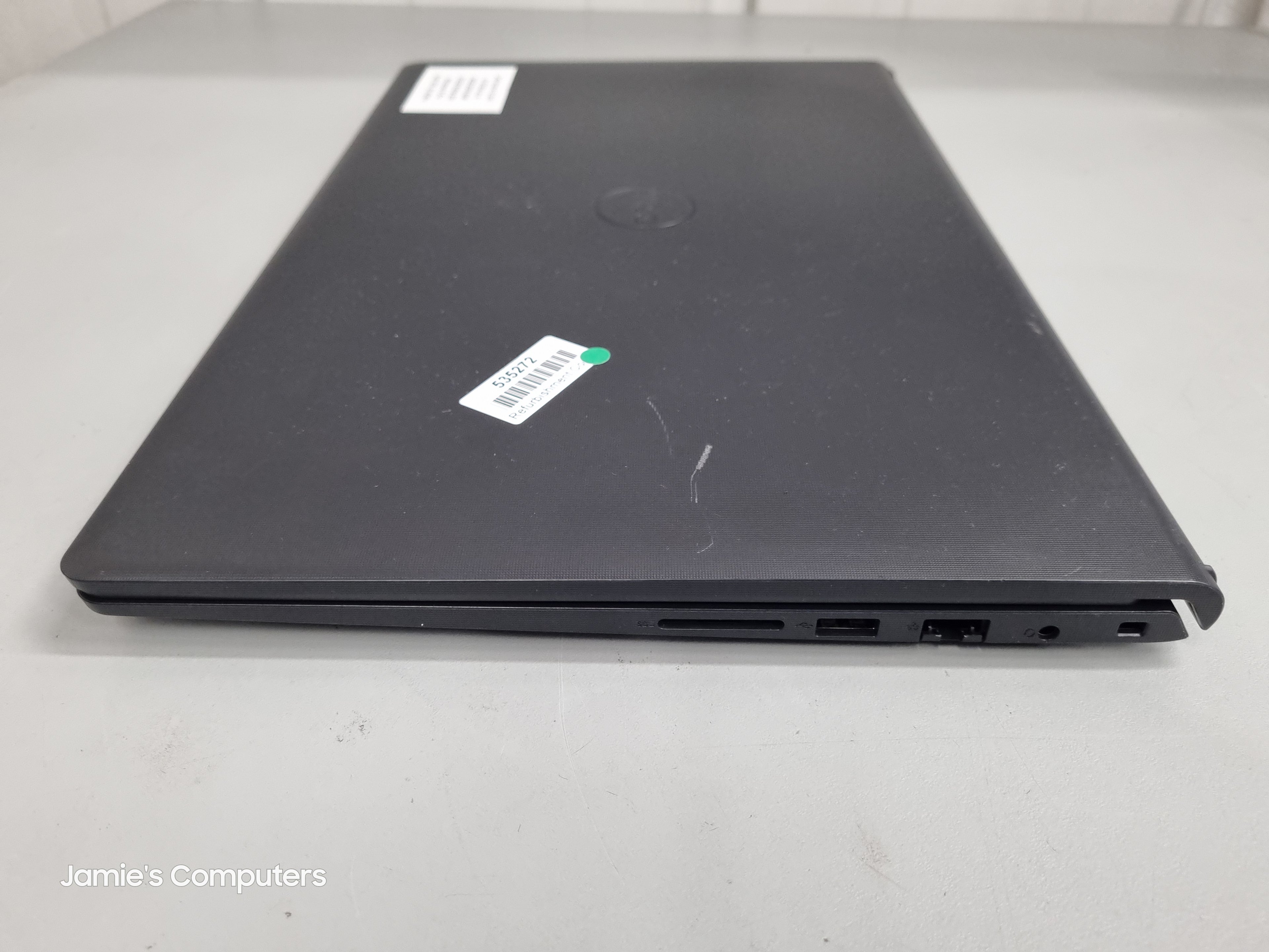 Dell Vostro 15 3510 Laptop